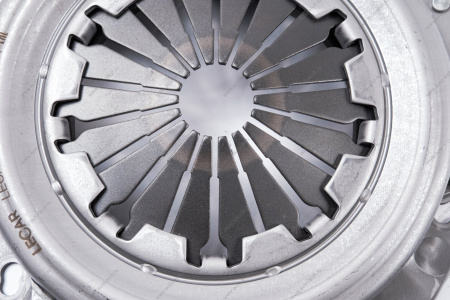 Комплект сцепления Renault Logan, Sandero I/II 1.6 K7M, Lada Largus 1.6 K7M 200 мм, 26 шлицов,трос. привод, с выжимным подшипником (в упак. LECAR) Lada LADA LECAR000170416