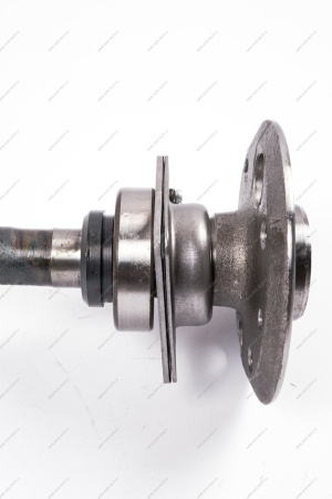 Полуось ВАЗ-2101-2107 заднего моста АвтоВАЗ LADA 21030-2403069-00