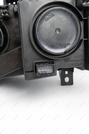 Блок-фара правая СЕРАЯ окантовка LADA NIVA TRAVEL ORIGINAL Lada LADA 21230371101080