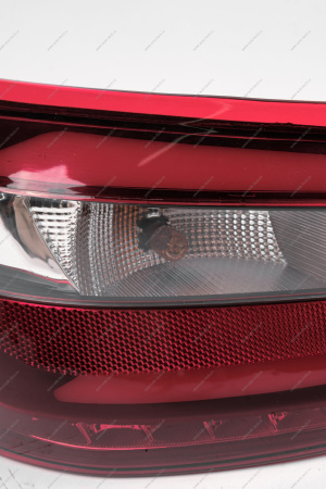 Фонарь задний наружный левый светодиодный LADA Vesta FL Россия Россия 8450040003