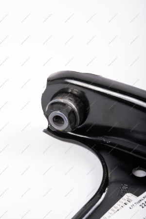 Рычаг передней подвески правый в сборе (с боковой проточкой) Lada XRAY/Largus Renault RENAULT 545009976R