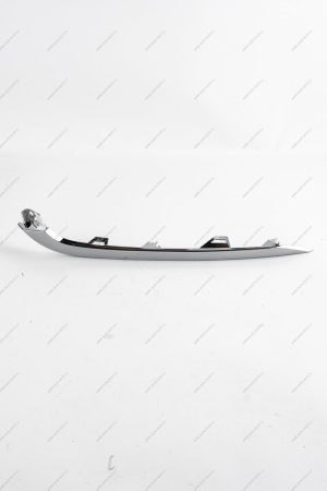 Молдинг переднего бампера верхний левый (FL) LADA GRANTA 2018- Lada LADA 8450100991