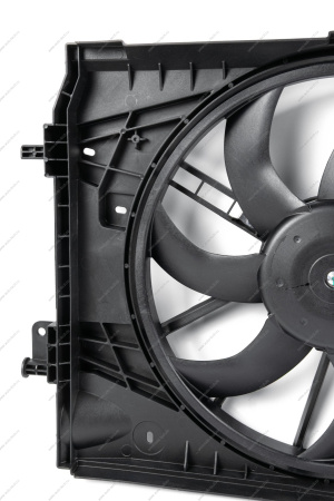 Вентилятор охлаждения с кожухом LADA Vesta/Веста/ XRay Gamma GAMMA GMEMR-19121