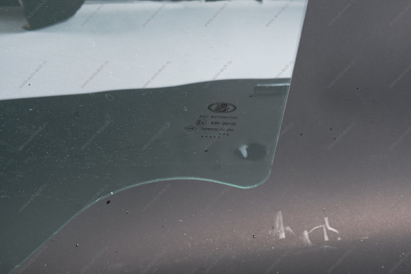 Стекло опускное задней правой двери (тонированное) (светопропускная способность 75%) LADA XRAY Lada LADA 823007313R