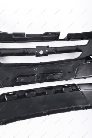 Бампер передний ВАЗ-2123 Шеви -Бертоне в сборе(решетка верх+низ) к-т Lada LADA 21230280301555