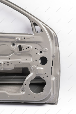 Дверь передняя левая Lada Vesta SW Cross /Sedan Cross (катафорезный грунт) Lada LADA 8460013094