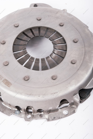 Диск сцепления ведомый+нажимной без выжимн подш. КПП-JR5 к-т LADA XRAY/Vesta Trialli TRIALLI FR773
