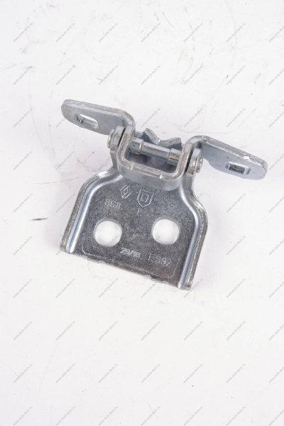 Петля двери (мет) Lada Largus/Renault Logan 04-13/ XRAY верхняя/нижняя Renault RENAULT 6001546883