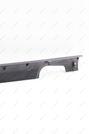 Облицовка порога пола передняя левая LADA Vesta/Веста (внутр.) Lada LADA 8450041652