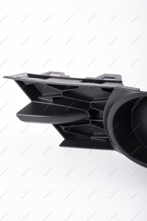 Заглушка LADA XRAY противотуманной фары левая АвтоВАЗ LADA 263361934R