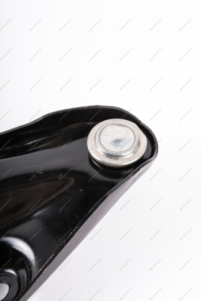 Рычаг Lada XRAY/Largus передней подвески левый в сборе (с боковой проточкой) Lada LADA 545013266R