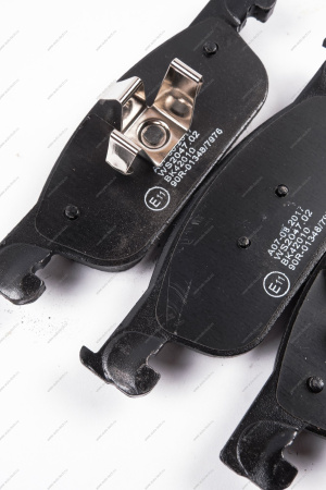 Колодки LADA XRAY переднего тормоза к-т BRECKNER BRECKNER BK42010