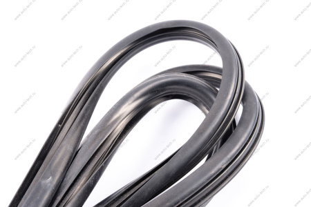 Уплотнитель стекла ВАЗ-21214 Urban ветрового окна (без замка) БРТ БРТ 21215206054Р