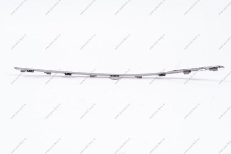 Молдинг решетки радиатора передний верхний правый (хром) Lada Vesta NG Lada LADA 8450041497