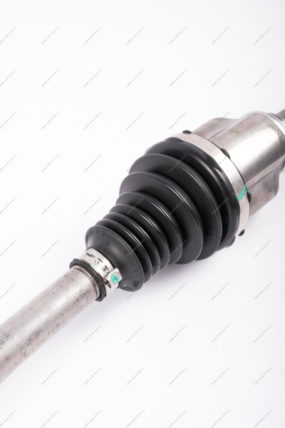 Привод LADA Largus переднего колеса левый (для двигателей 11189,21129) Renault RENAULT 8450009548