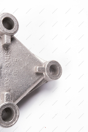 Кр-н ВАЗ-2108 переднего шарнира растяжки с подушкой в сборе (краб) Lada LADA 21080290404982