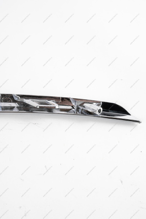 Молдинг переднего бампера верхний левый (хром) LADA Largus (FL) NEW Lada LADA 8450090633