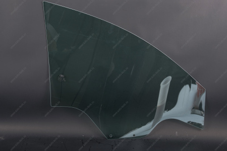 Стекло LADA XRAY опускное передней двери левое с защитной пластиной в сборе Lada LADA 803016824R