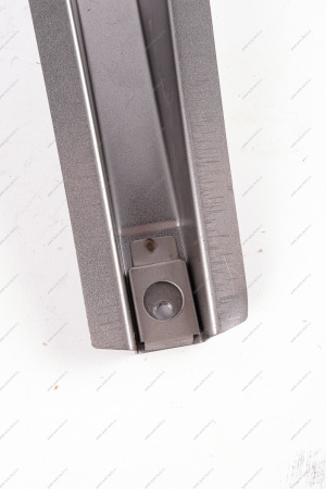 Кр-н ВАЗ-2110 под сидения задний лев/прав по шт. Kamaz KAMAZ 21100681003063