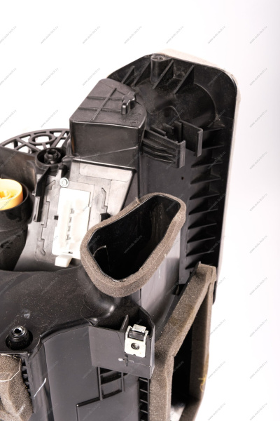 Модуль отопления, вентиляции и кондиционирования с рециркуляцией, с механическим (тросовым) приводом управления COMFORT Lada Vesta NG ( VALEO) Lada LADA 8450032252