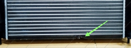 УЦЕНКА Радиатор новый охлаждения RENAULT Duster 2015- 214106179R ( Грубый загиб в нижней части ) Renault RENAULT 214100078R