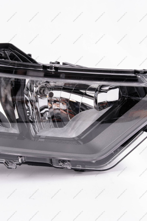 Блок-фара правая СЕРАЯ окантовка LADA NIVA TRAVEL c 16.01.2024 ORIGINAL Lada LADA 8450087158 Блок-фара правая СЕРАЯ окантовка LADA NIVA TRAVEL c 16.01.2024 ORIGINAL Lada LADA 8450087158