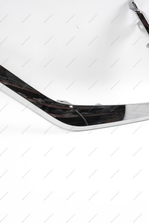 Молдинг LADA Vesta SW Cross FL переднего бампера нижний правый (хром Lada LADA 8450041566