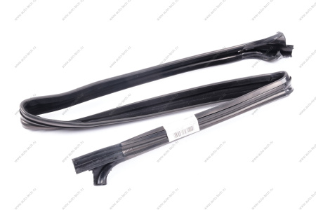 Уплотнитель ВАЗ-21214 опускного стекла передней двери верхний правый (БРТ) Lada LADA 212146103298Р