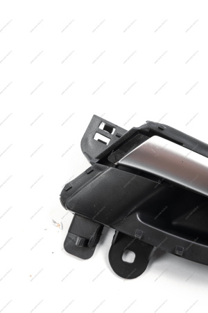 Ручка LADA Vesta/Веста внутренняя передней/задней двери правая Lada LADA 8450007743