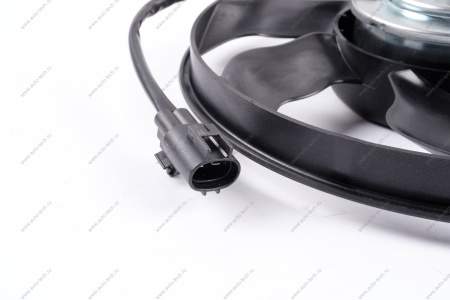 Электровентилятор охлаждения для а/м L-A 2170 с конд Halla без кожуха Gamma GAMMA GMEMR-19128