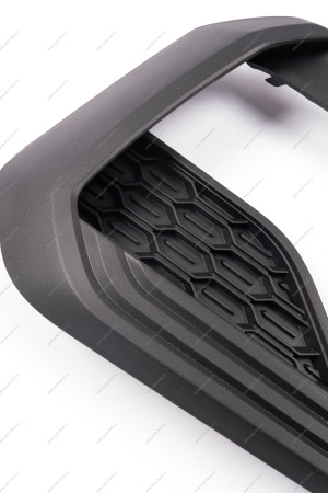 Заглушка ПТФ левая LADA Vesta SW Cross FL Lada LADA 8450041568