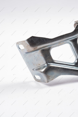 Кр-н крепления приемной трубы ВАЗ-2108/2109 с болтом + прижим Начало НАЧАЛО 2108-1203040/42