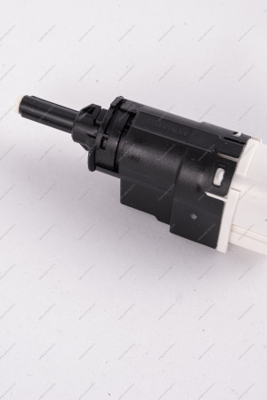 Крыло RENAULT Logan/Рено Логан переднее левое с отв. под повторит 2014- Gamma GAMMA A473BLH