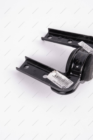 Кронштейн переднего шарнира растяжки передней подвески с подушкой в сборе ВАЗ-2190 Lada АвтоВАЗ 21900290404910 Кронштейн переднего шарнира растяжки передней подвески с подушкой в сборе ВАЗ-2190 Lada АвтоВАЗ 21900290404910