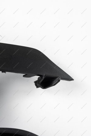 Облицовка ПТФ левая ( без отв под парктроник) LADA Vesta SW Cross FL Lada LADA 8450041570