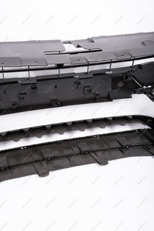 Бампер передний неокрашенный без отверстий под датчики системы парковки ( под покраску) LADA Vesta NG Lada LADA 8450040054