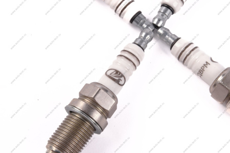 Свеча зажигания ВАЗ-2112 (АУ17 ДВРМ APS) 16 кл.4 шт.к-т (фирм. упак. ORIGINAL) (Bosch) Lada LADA 21120370701086