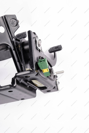 Педаль сцепления и тормоза в сборе (педальный узел) ВАЗ-2190 Lada LADA 21901160200650