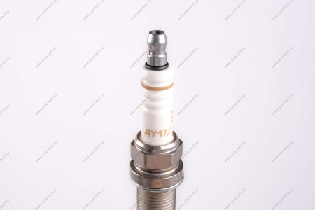 Свеча зажигания LADA Vesta ( АУ-17ДВРМ 1 шт. (фирм. упак. ORIGINAL) (Bosch) Lada LADA 21120370701000 Свеча зажигания LADA Vesta ( АУ-17ДВРМ 1 шт. (фирм. упак. ORIGINAL) (Bosch) Lada LADA 21120370701000