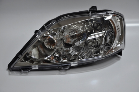 Фара левая RENAULT Logan 2010-/LADA Largus Renault RENAULT 8200744753