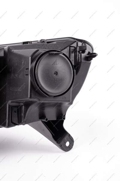 Фара правая LADA Largus (FL) NEW лампа H7 ORIGINAL Lada LADA 8450095268