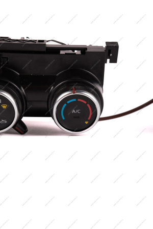 Блок LADA Vesta управления климат контролем Lada LADA Т679359