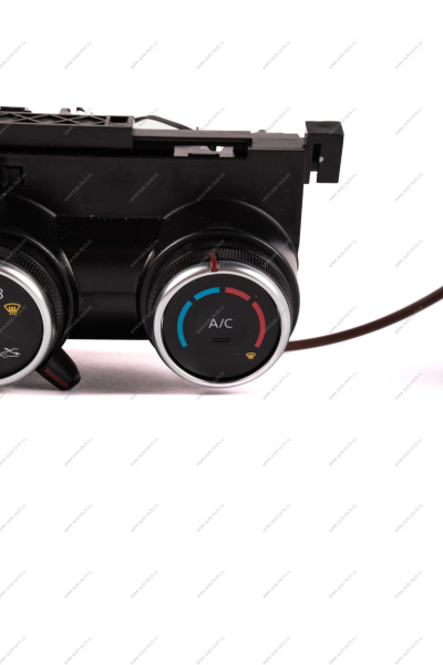 Блок LADA Vesta управления климат контролем Lada LADA Т679359