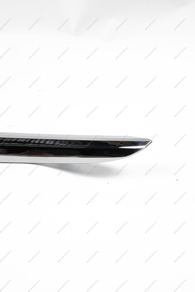 Молдинг переднего бампера верхний левый хром LADA Xray /Xray Cross 620811868R Lada LADA 8450022864