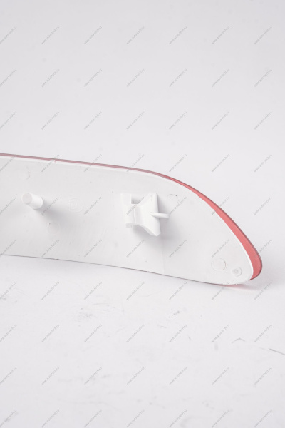 Катафот заднего бампера LADA Largus/Лада Ларгус левый (плас) Renault RENAULT 8200751779