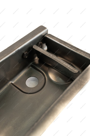 Поддомкратник передний левый ВАЗ-2123 Kamaz KAMAZ 21230510134163