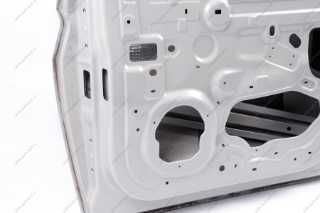 Дверь передняя правая LADA ISKRA Lada LADA 8460018636