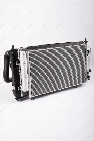 Радиатор охлаждения ВАЗ-2190/Datsun с 2015- + рад.конд.с эл.вент. и патрубками АКПП в сборе нов.обр. Lada LADA 21901130000814