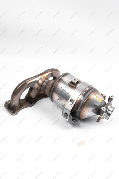 Каталитический нейтрализатор выхлопных газов Renault Logan II 2014>, Sandero 2014>, Dokker 2012- (Коллектор выпускной) Renault RENAULT 208A03629R