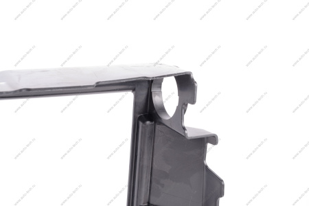 Щиток радиатора для авто с кондиц. (дефлектор) LADA Vesta Lada LADA 8450008157